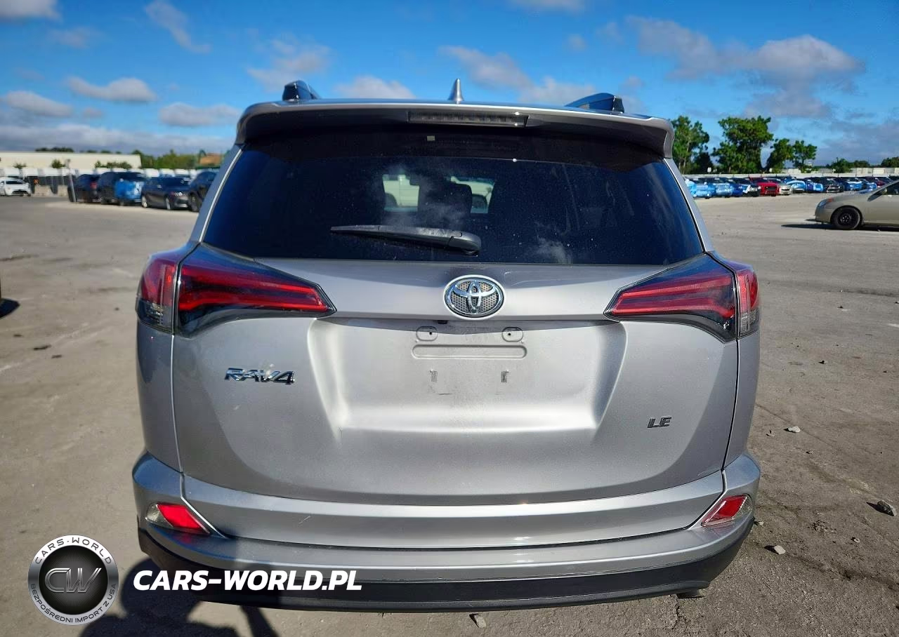 2018 Toyota Rav4 Le VIN:2T3ZFREV1JW416232 - 6