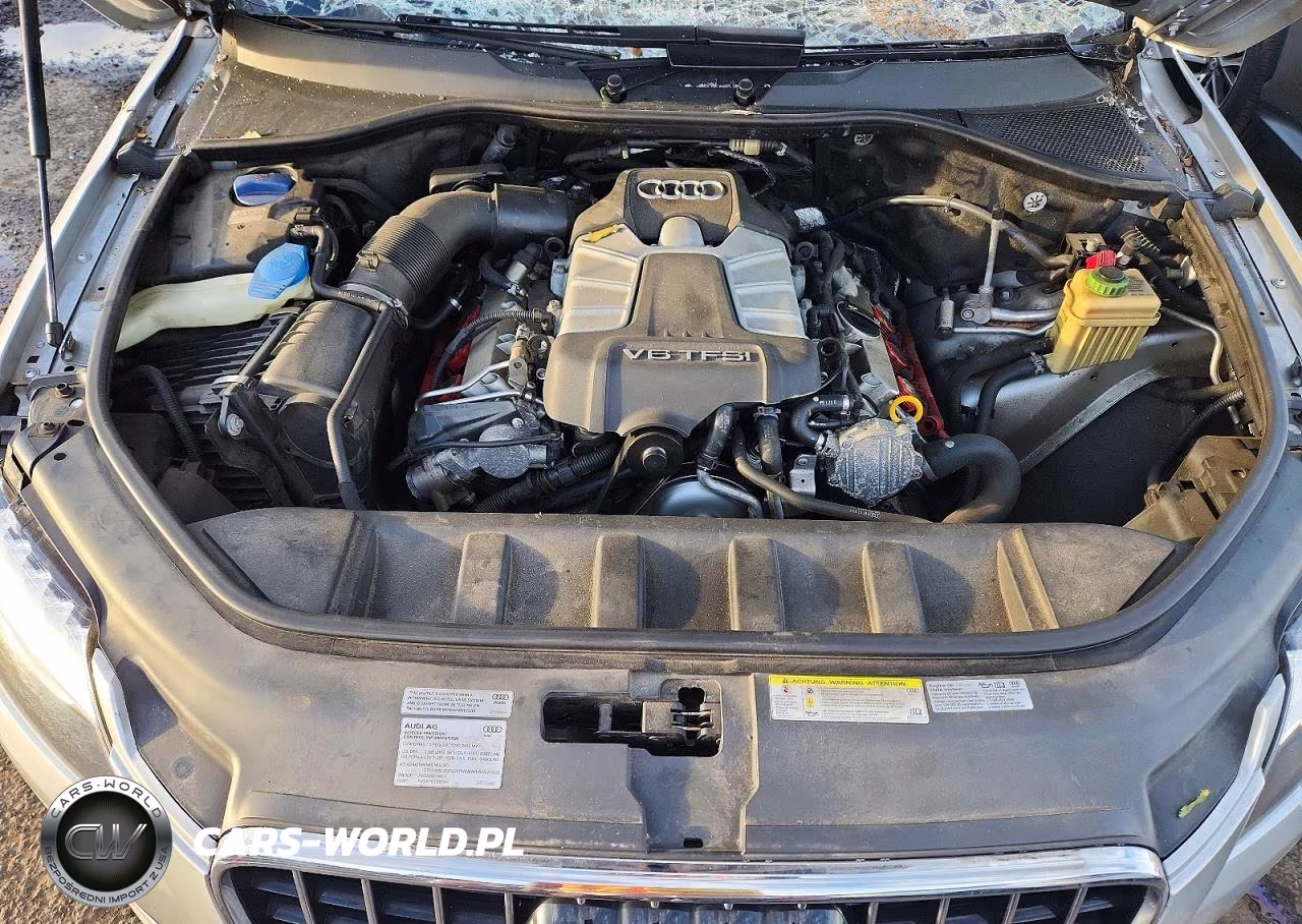 2015 Audi Q7 Premium Plus VIN:WA1LGAFE0FD012470 - 12