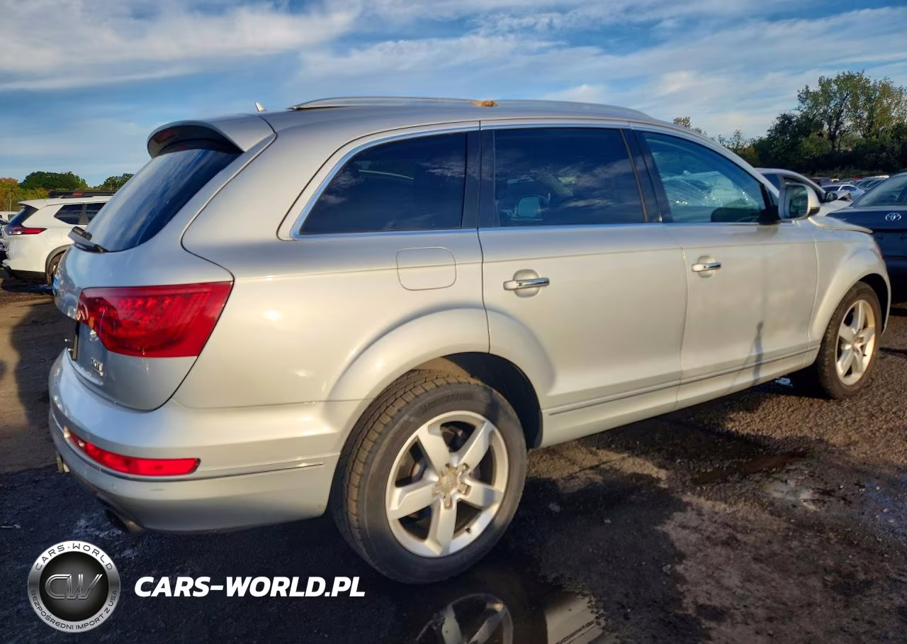2015 Audi Q7 Premium Plus VIN:WA1LGAFE0FD012470 - 3