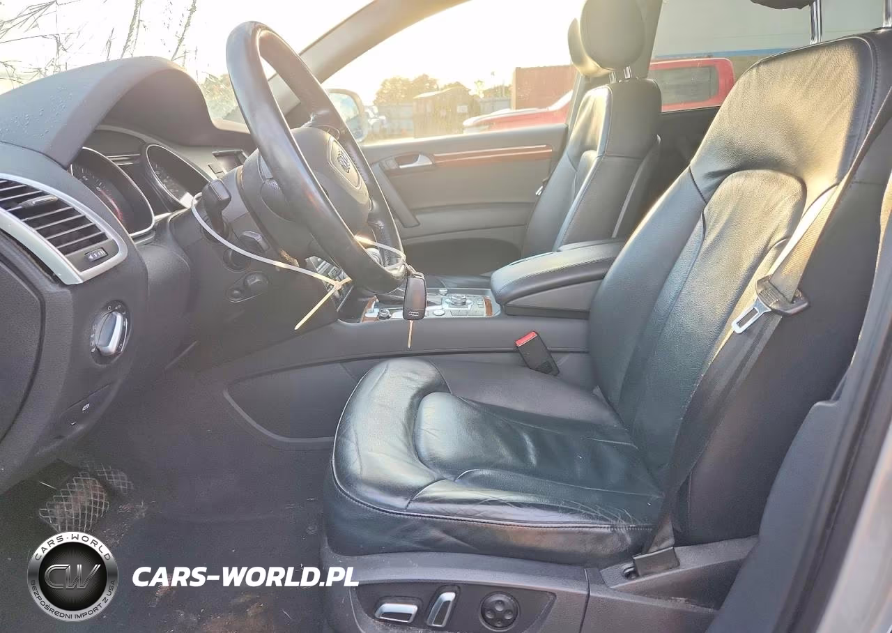 2015 Audi Q7 Premium Plus VIN:WA1LGAFE0FD012470 - 7