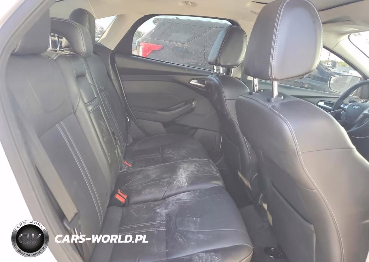 2013 Ford Focus Titanium VIN:1FADP3J26DL210546 - 10