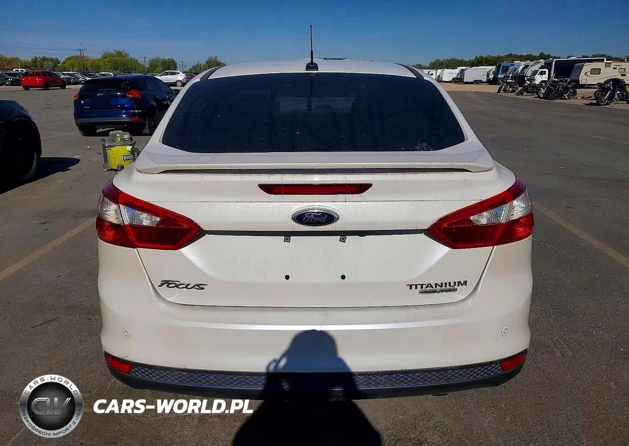 2013 Ford Focus Titanium VIN:1FADP3J26DL210546 - 6