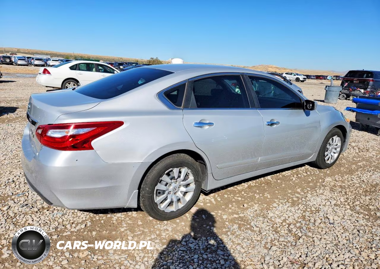 2017 Nissan Altima 2.5 S VIN:1N4AL3AP1HN329531 - 3