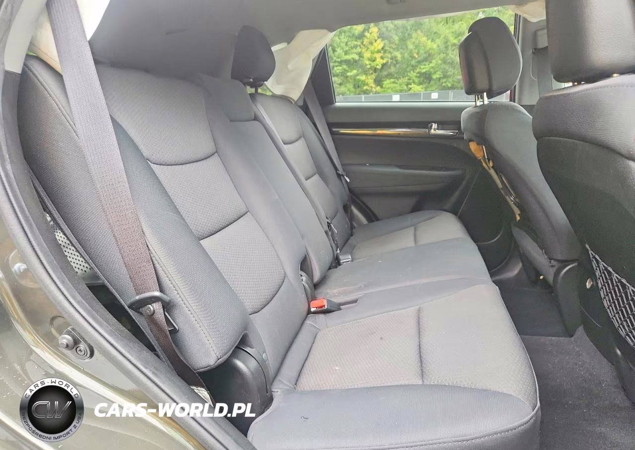 2012 Kia Sorento Lx VIN:5XYKT3A68CG275795 - 11