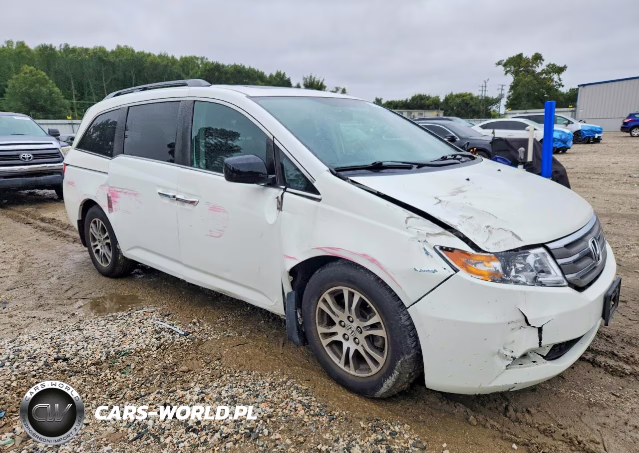 2013 Honda Odyssey Exl VIN:5FNRL5H69DB047295 - 4