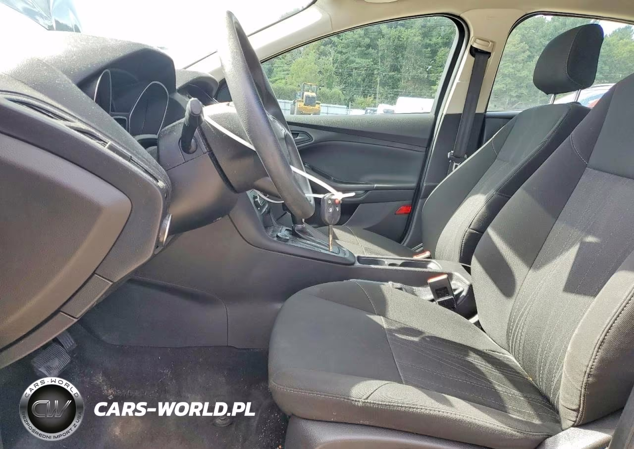 2017 Ford Focus S VIN:1FADP3E23HL316565 - 7