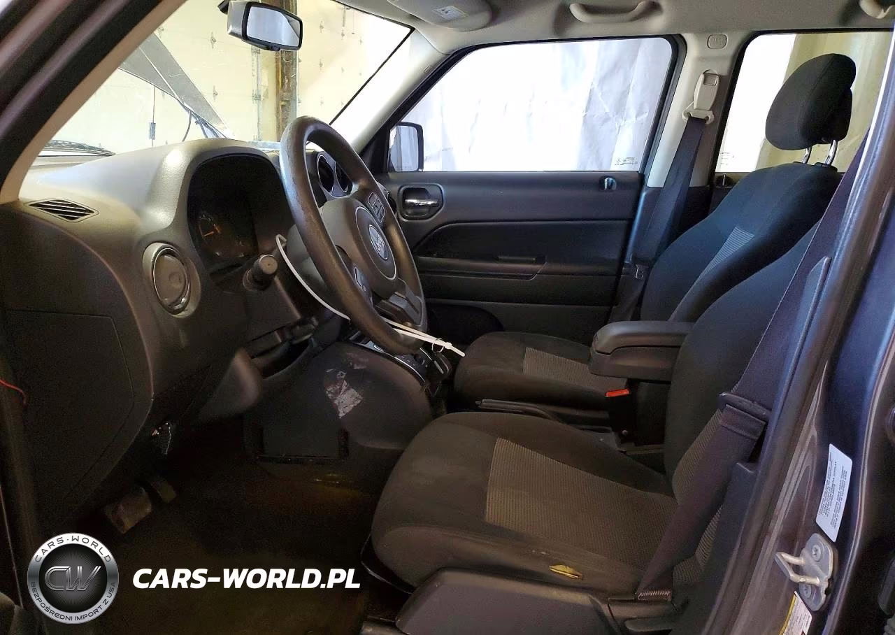 2016 Jeep Patriot Sport VIN:1C4NJRBB6GD632218 - 7
