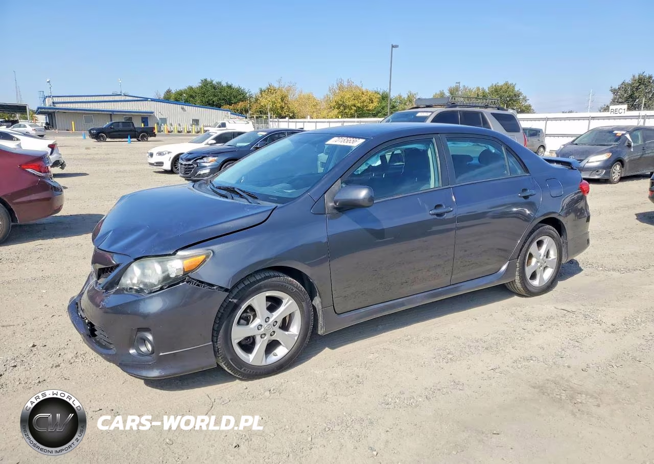 2013 Toyota Corolla S