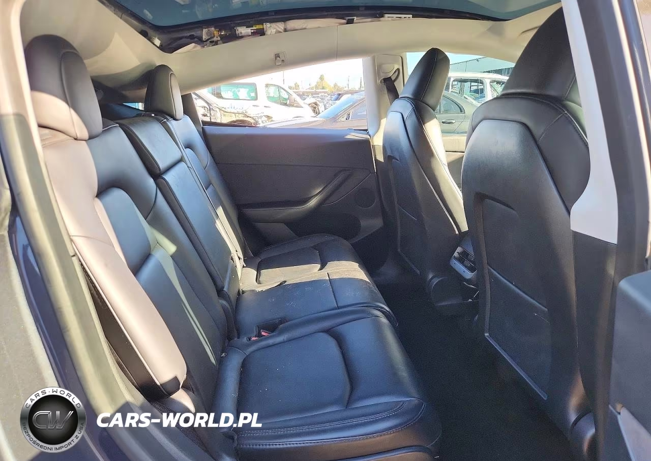 2023 Tesla Model Y VIN:7SAYGAEE9PF713860 - 11