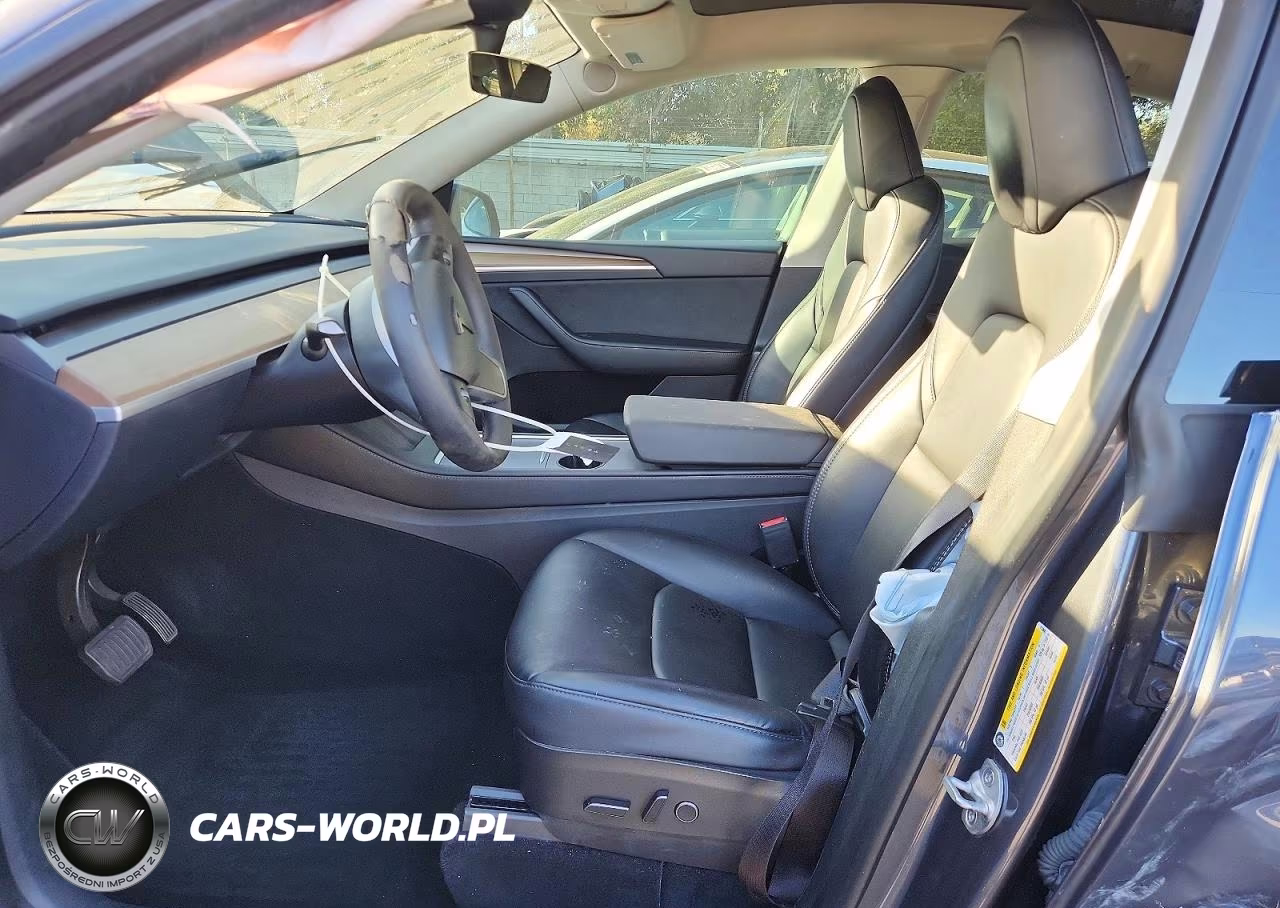 2023 Tesla Model Y VIN:7SAYGAEE9PF713860 - 7