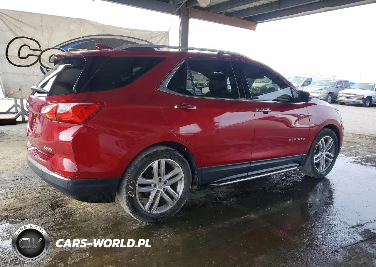 2018 Chevrolet Equinox Premier VIN:2GNAXMEV3J6315130 - 3