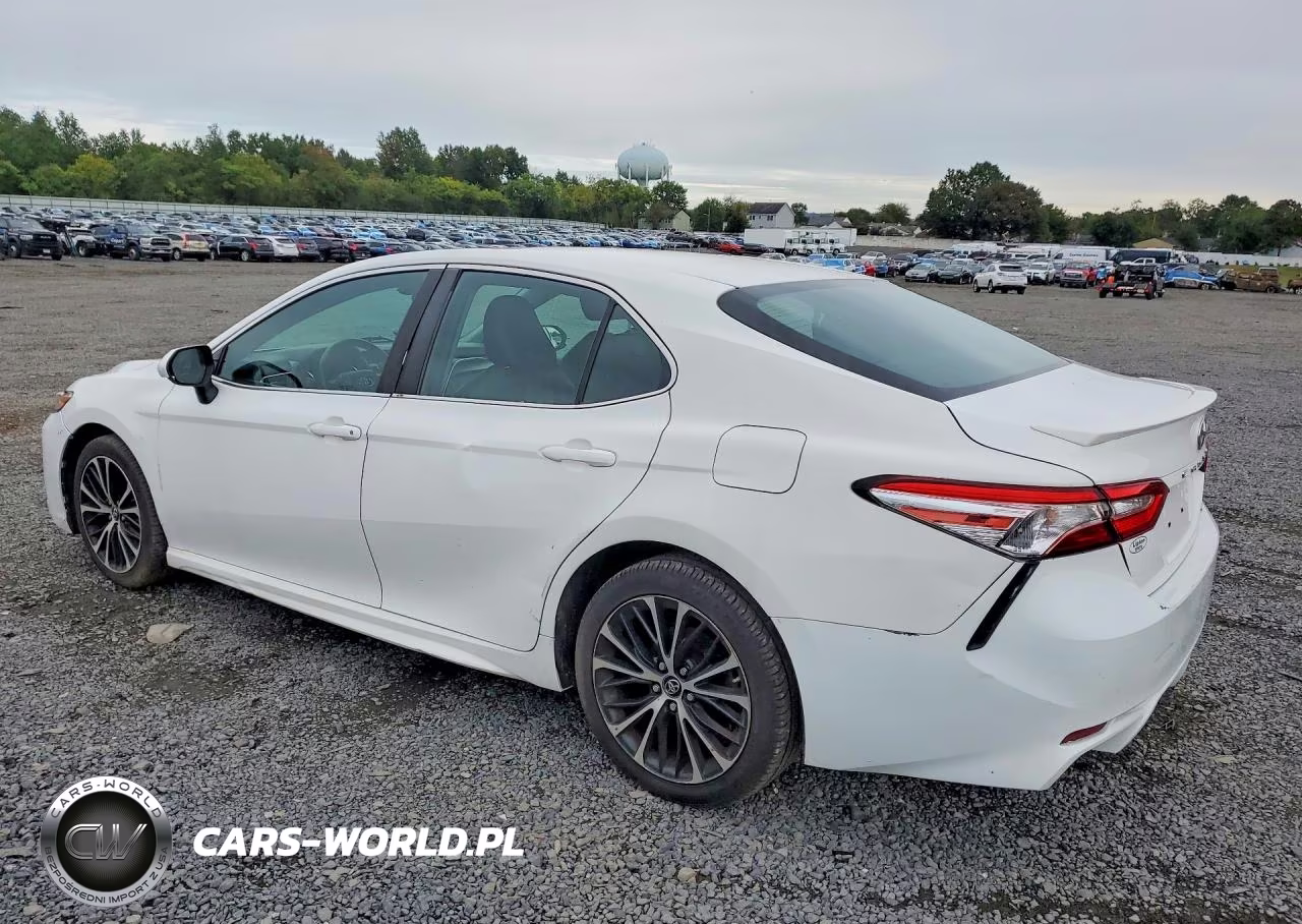 2018 Toyota Camry Se VIN:4T1B11HK8JU094135 - 2