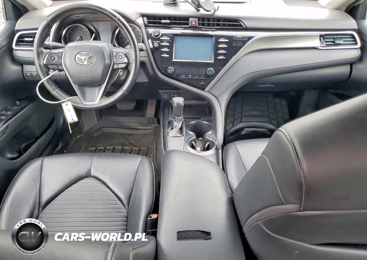 2018 Toyota Camry Se VIN:4T1B11HK8JU094135 - 8