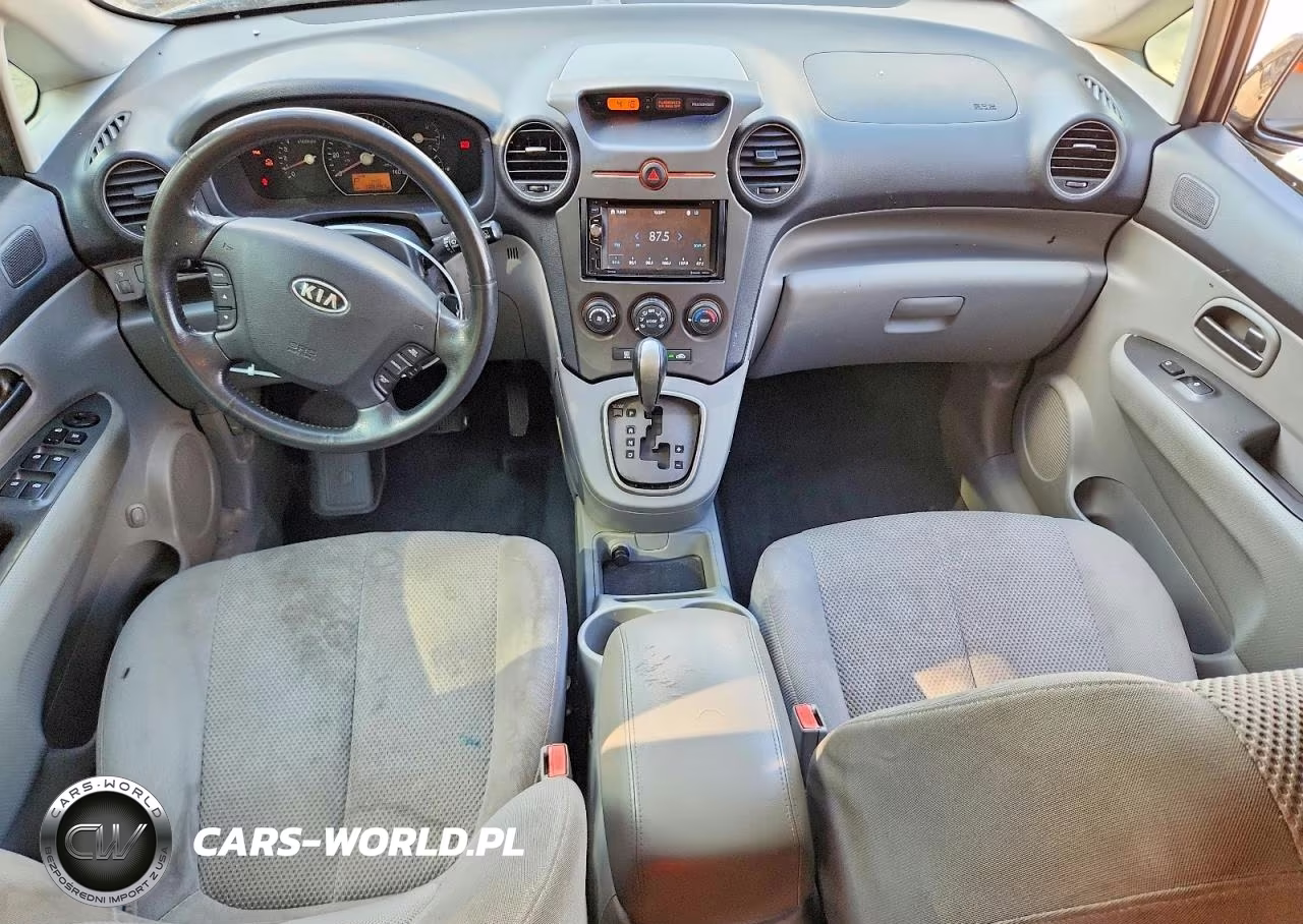 2008 Kia Rondo Lx VIN:KNAFG526687200398 - 8