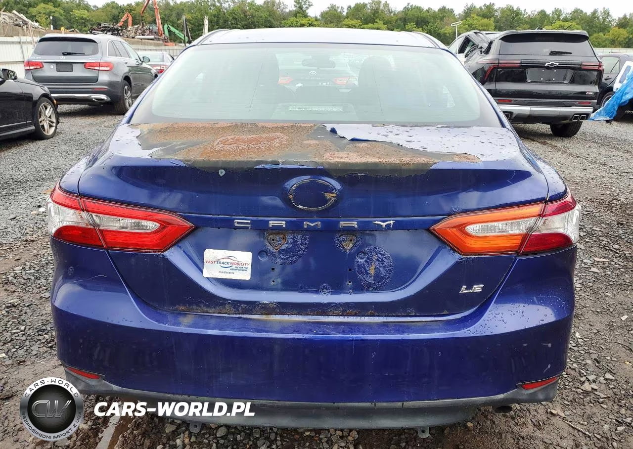 2018 Toyota Camry L VIN:4T1B11HK5JU575461 - 6