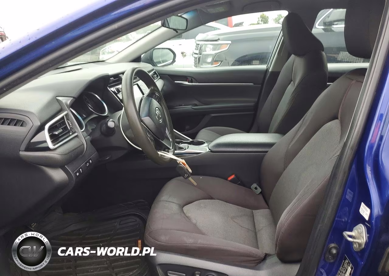 2018 Toyota Camry L VIN:4T1B11HK5JU575461 - 7