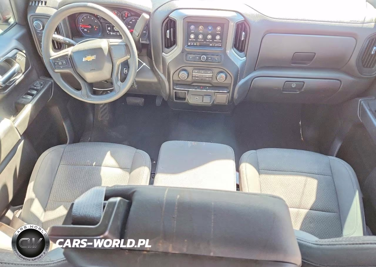 2019 Chevrolet Silverado K1500 Custom VIN:3GCPYBEH3KG308196 - 8