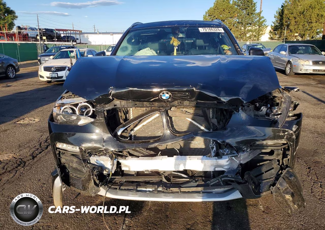 2018 BMW X3 xDrive30I VIN:5UXTR9C51JLC75215 - 5