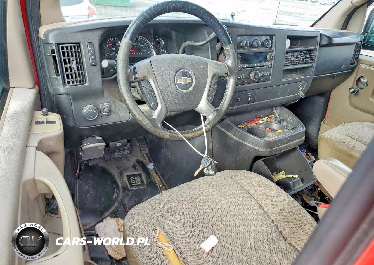 2008 Chevrolet Express G2500 VIN:1GAGG25K881156933 - 8