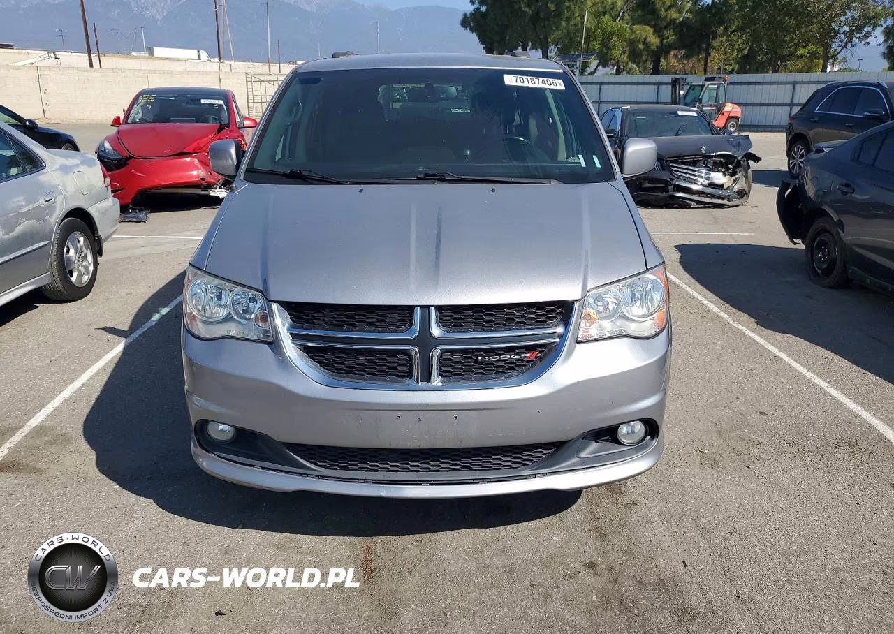 2017 Dodge Grand Caravan Sxt VIN:2C4RDGCG0HR562186 - 5