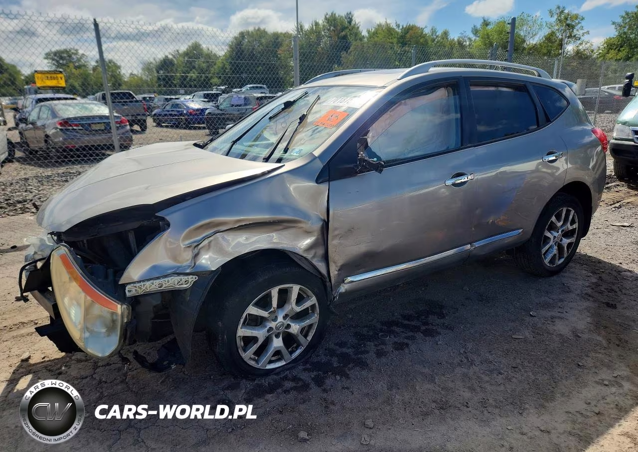2013 Nissan Rogue S – zdjęcie 1 z 14