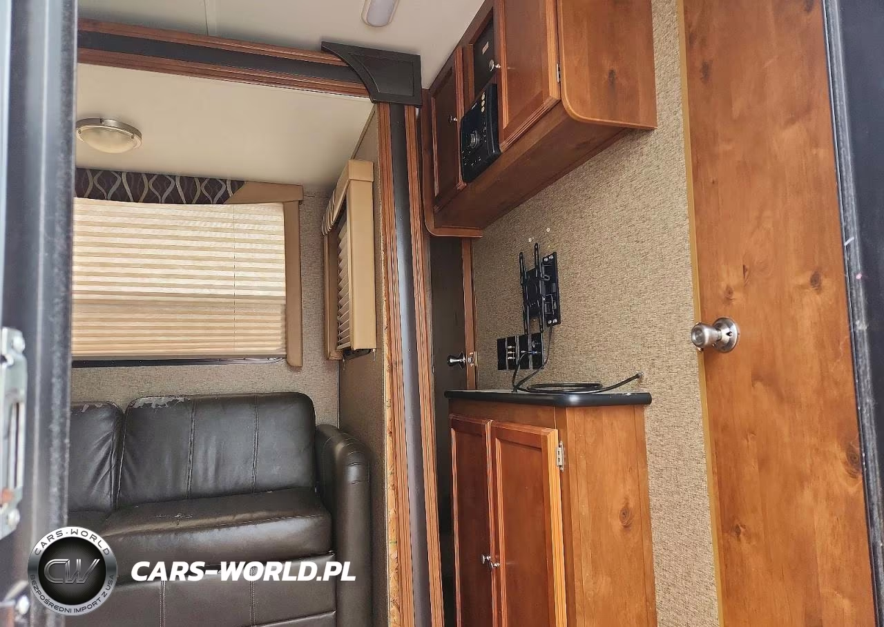 2017 Gulf Stream Streamline Camper VIN:1NL1XTN20H1033091 - 5