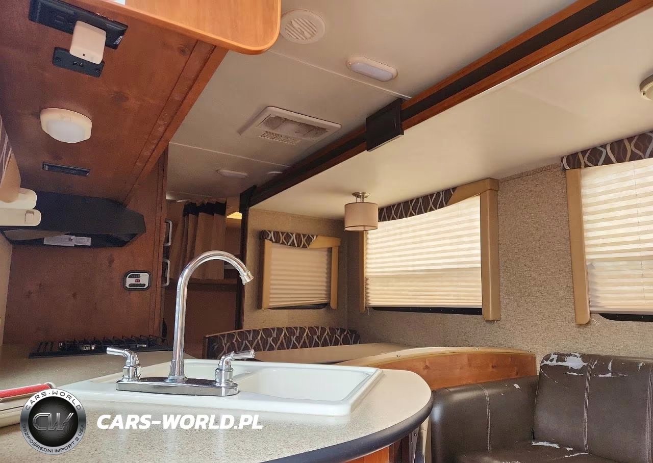 2017 Gulf Stream Streamline Camper VIN:1NL1XTN20H1033091 - 6
