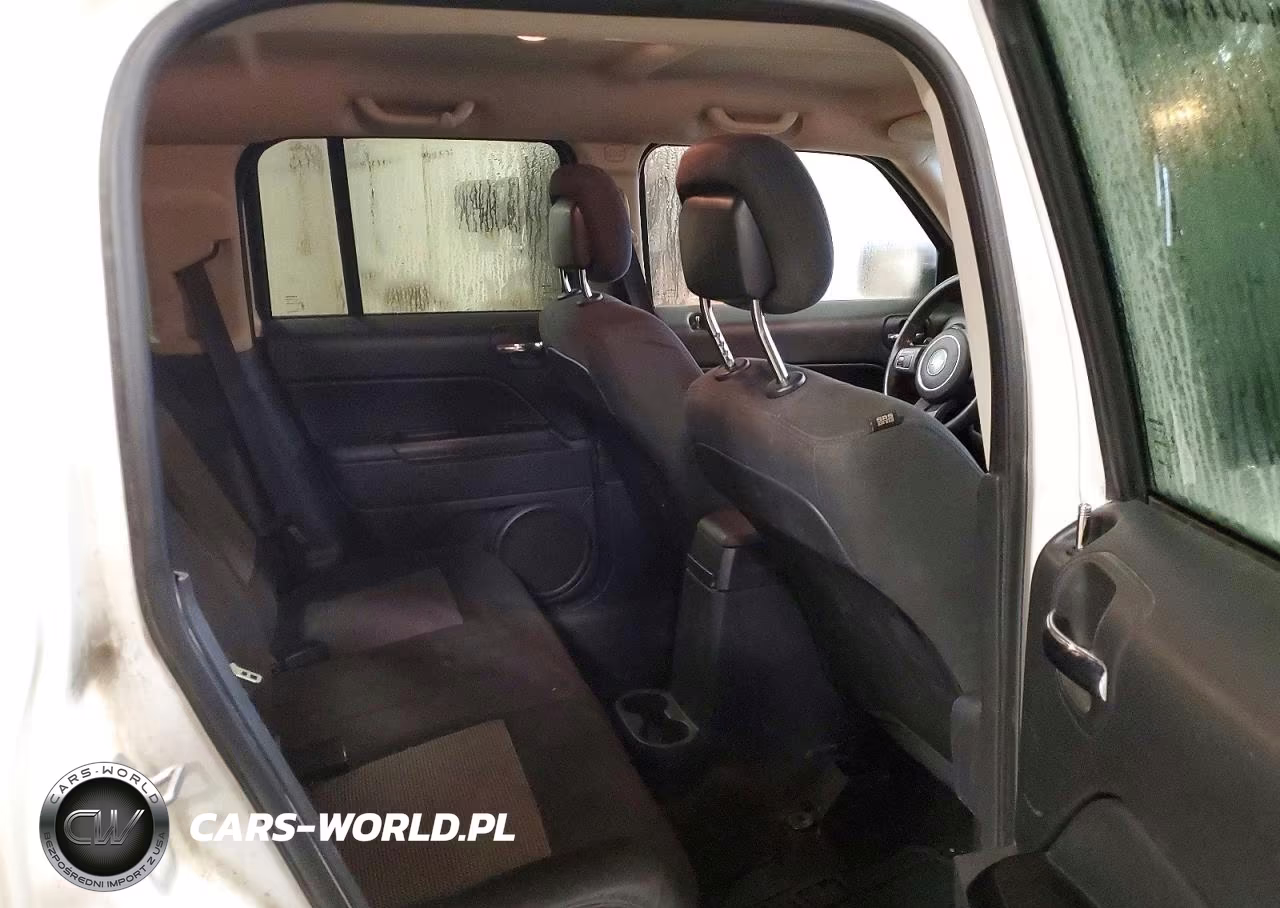 2014 Jeep Patriot Latitude VIN:1C4NJRFB9ED665088 - 11