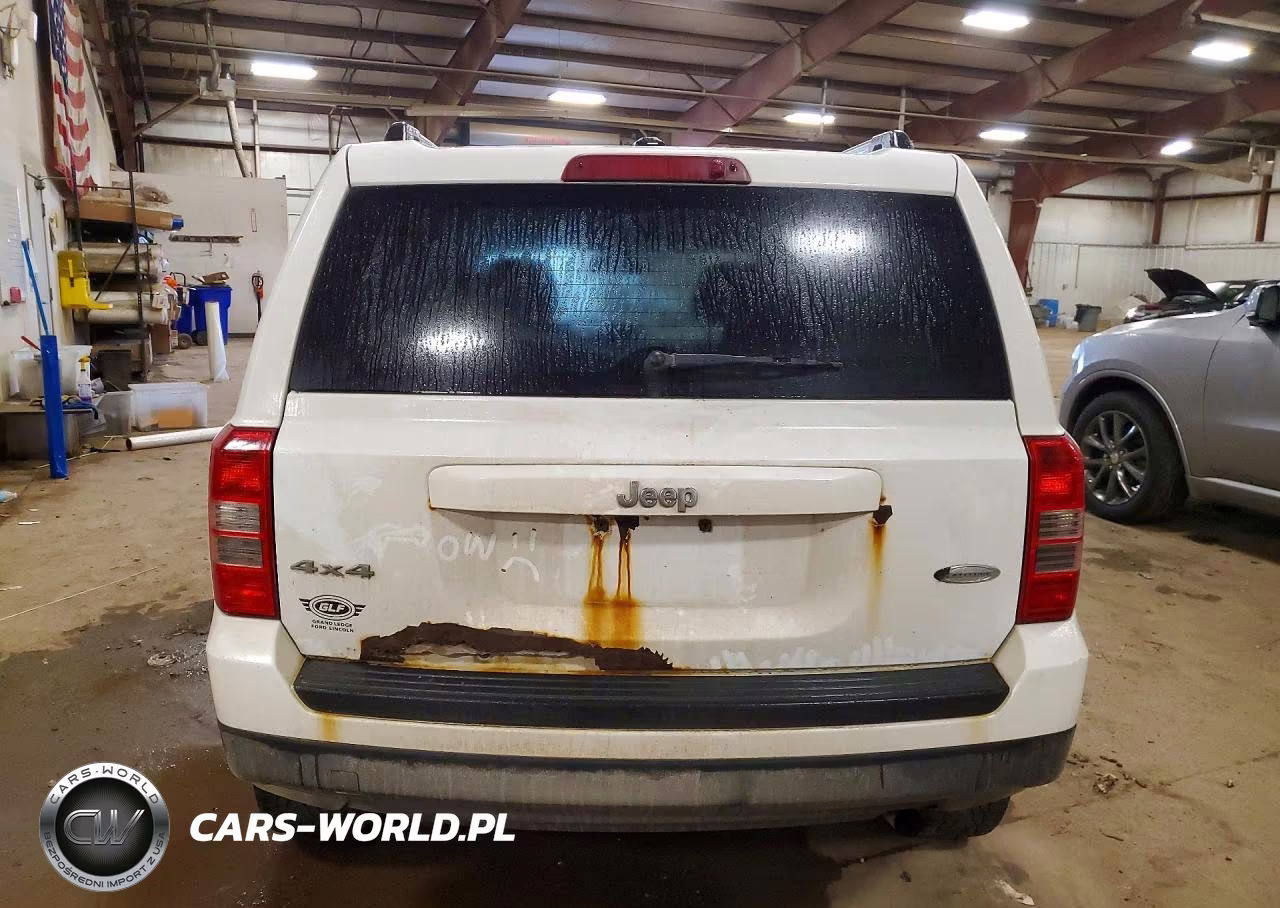 2014 Jeep Patriot Latitude VIN:1C4NJRFB9ED665088 - 6