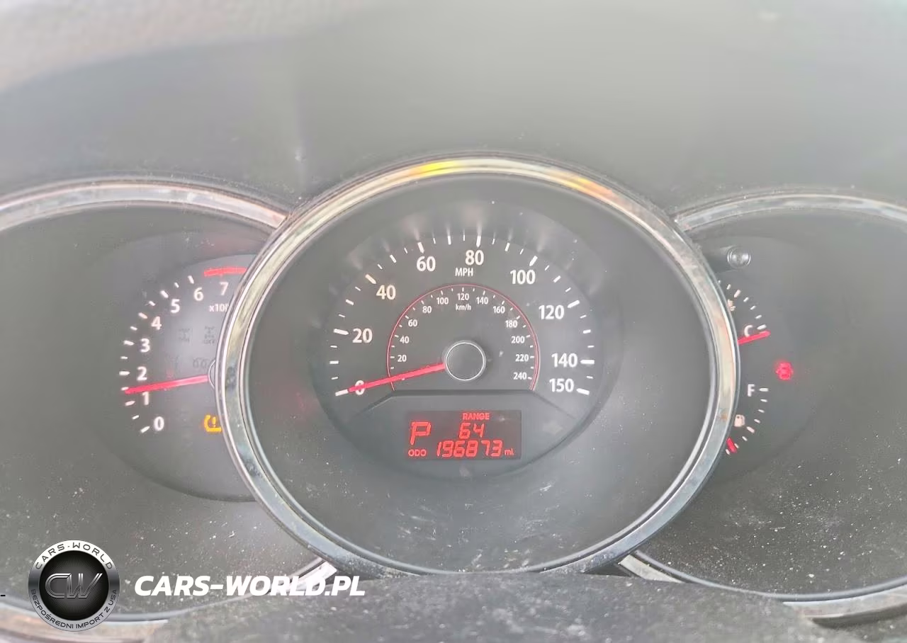 2011 Kia Sorento Lx VIN:5XYKT3A1XBG107725 - 9