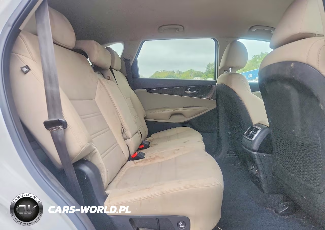 2020 Kia Sorento Lx VIN:5XYPGDA3XLG636269 - 11
