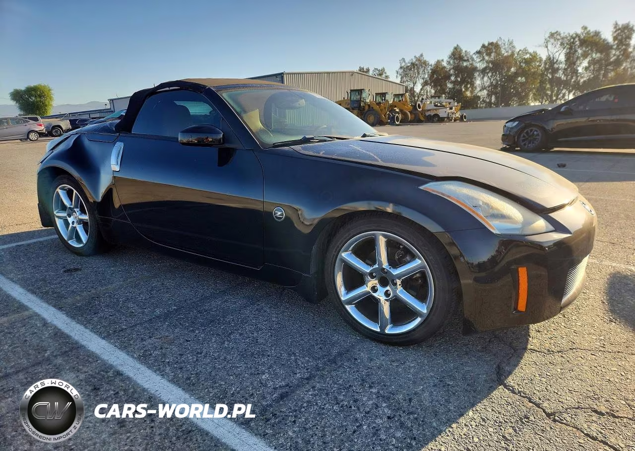 2005 Nissan 350Z Enthusiast VIN:JN1AZ36A15M754975 - 4