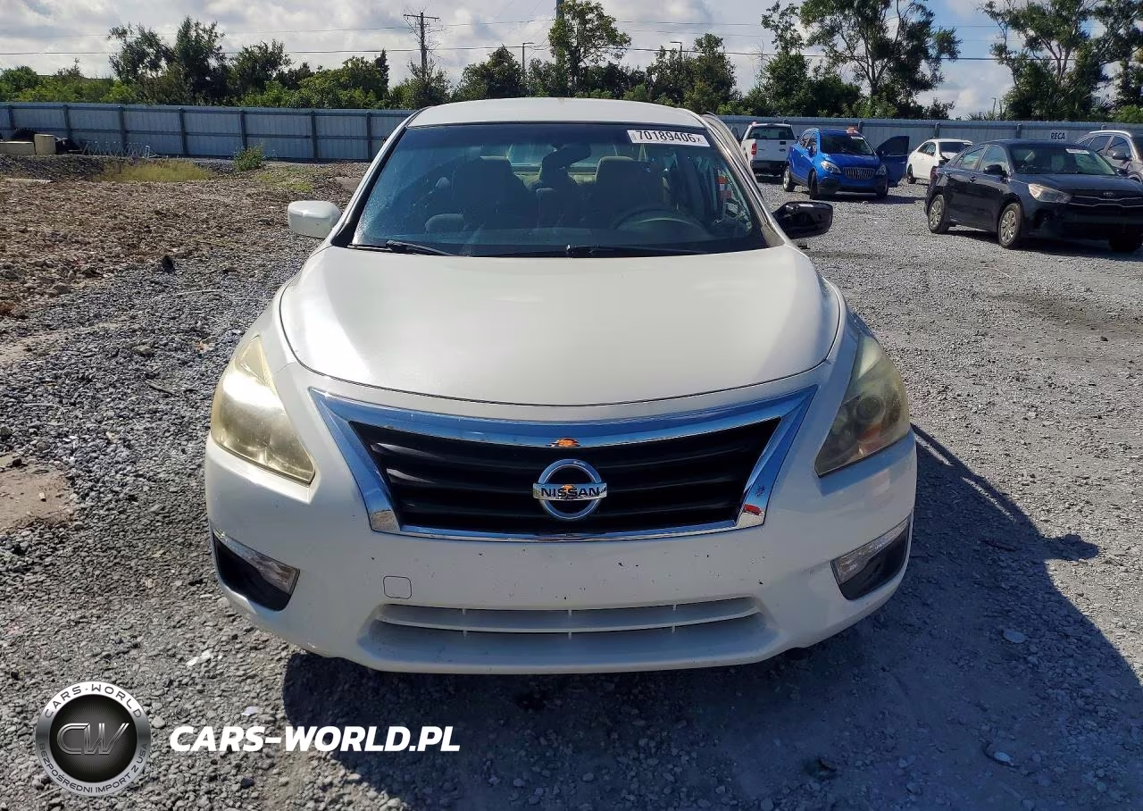 2015 Nissan Altima 2.5 S VIN:1N4AL3AP8FC419235 - 5