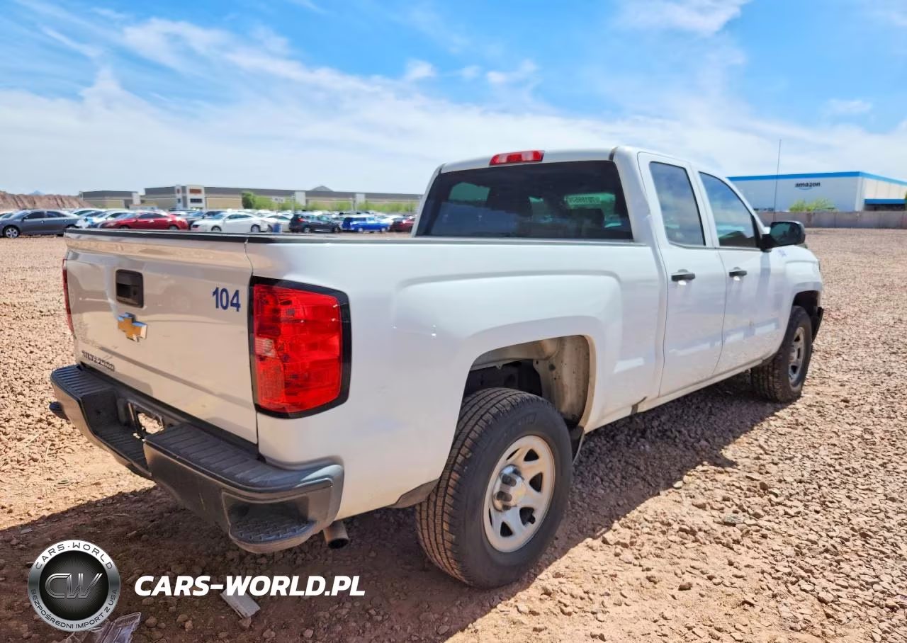 2017 Chevrolet Silverado C1500 VIN:1GCRCNEH5HZ346904 - 3