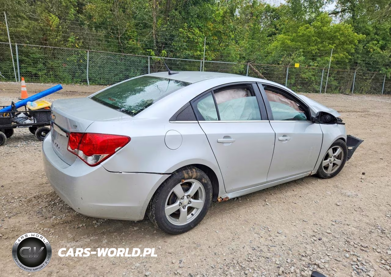 2014 Chevrolet Cruze Lt VIN:1G1PC5SB2E7394352 - 3