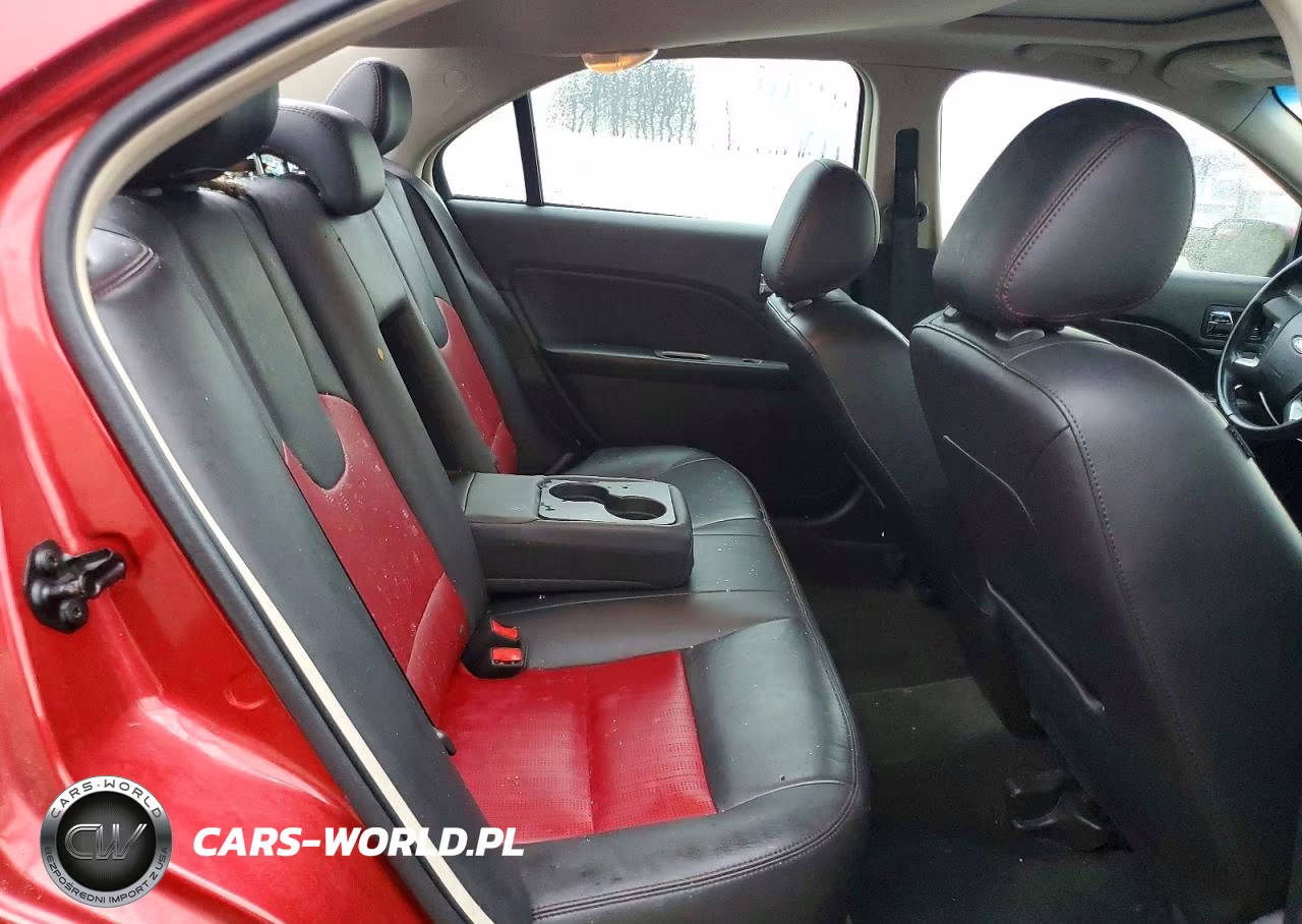 2011 Ford Fusion Sport VIN:3FAHP0KCXBR113310 - 10