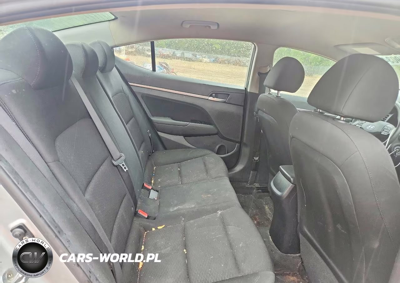 2019 Hyundai Elantra Se VIN:KMHD84LFXKU881699 - 10