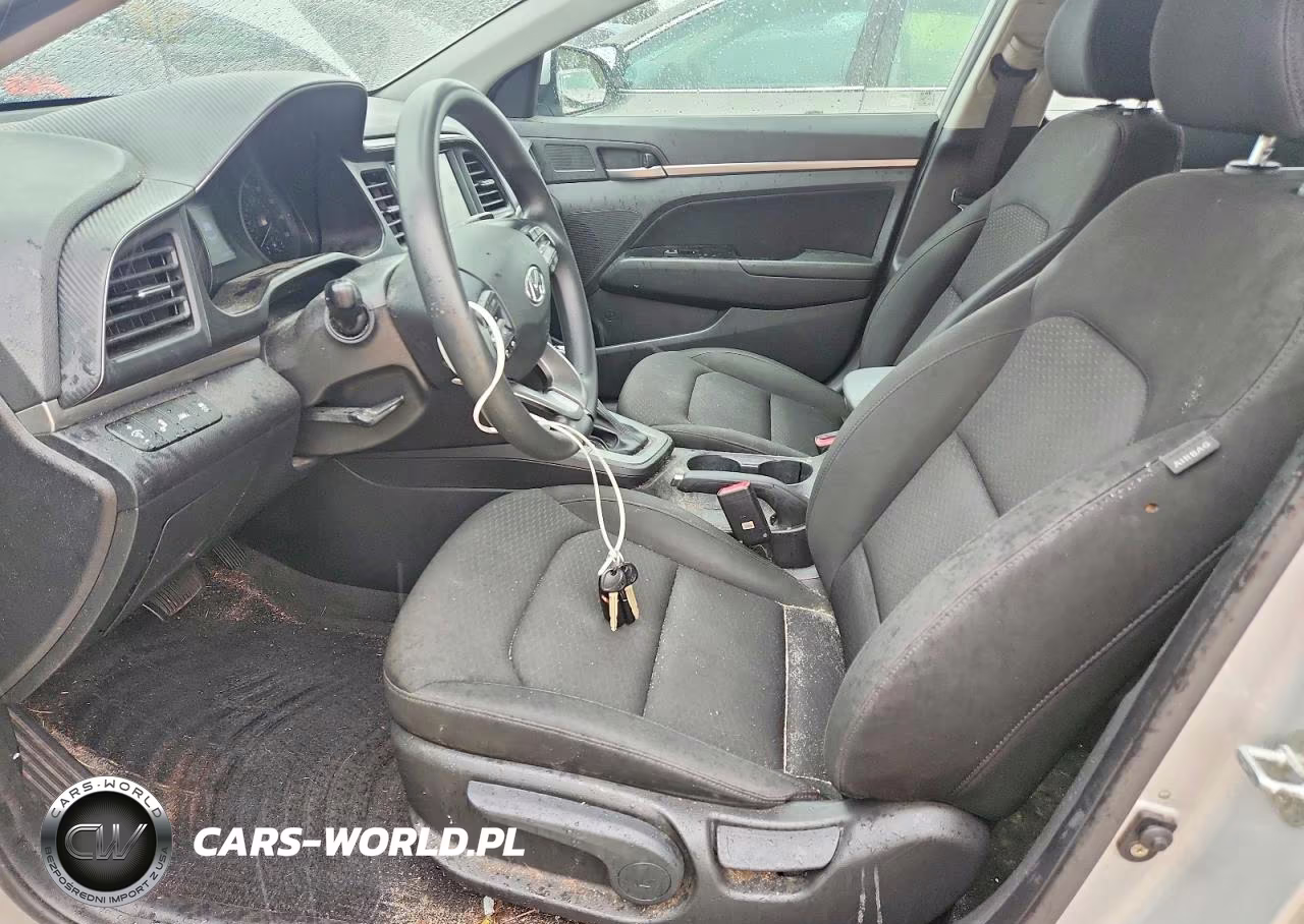 2019 Hyundai Elantra Se VIN:KMHD84LFXKU881699 - 7