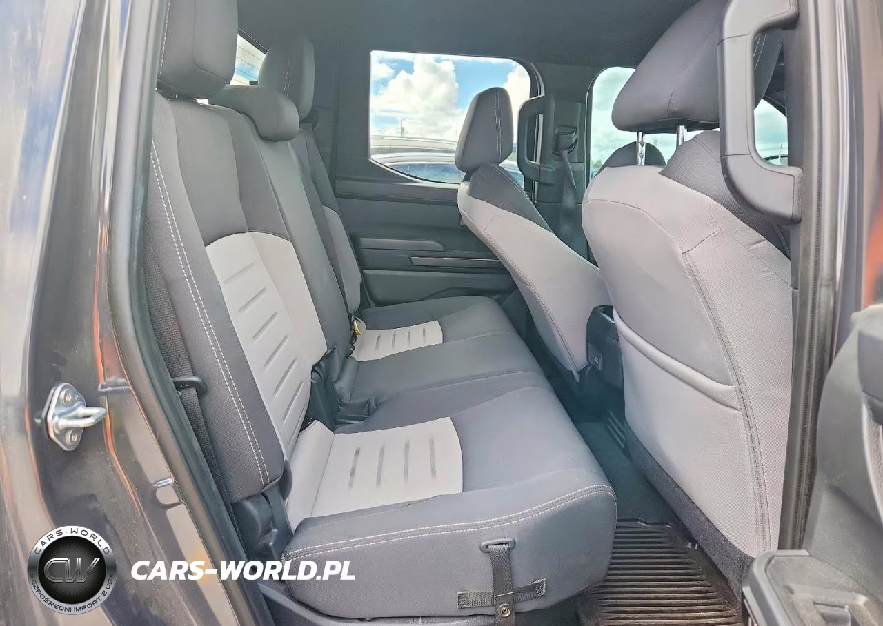 2024 Toyota Tacoma Trd Sport VIN:3TMLB5JN0RM085205 - 10