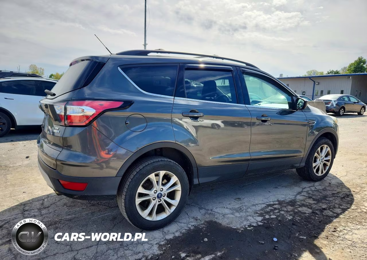 2018 Ford Escape Se VIN:1FMCU9GD0JUD53438 - 3