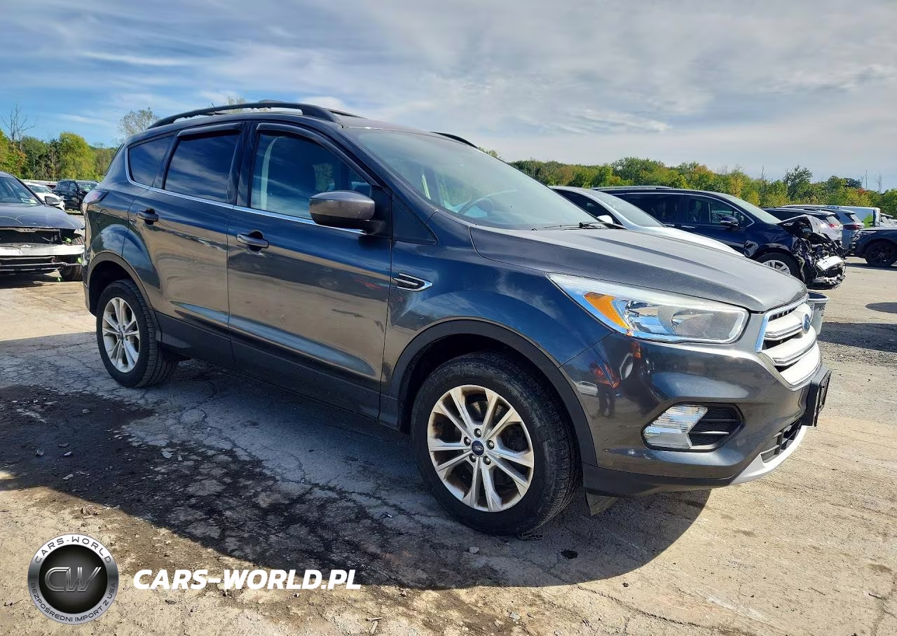 2018 Ford Escape Se VIN:1FMCU9GD0JUD53438 - 4