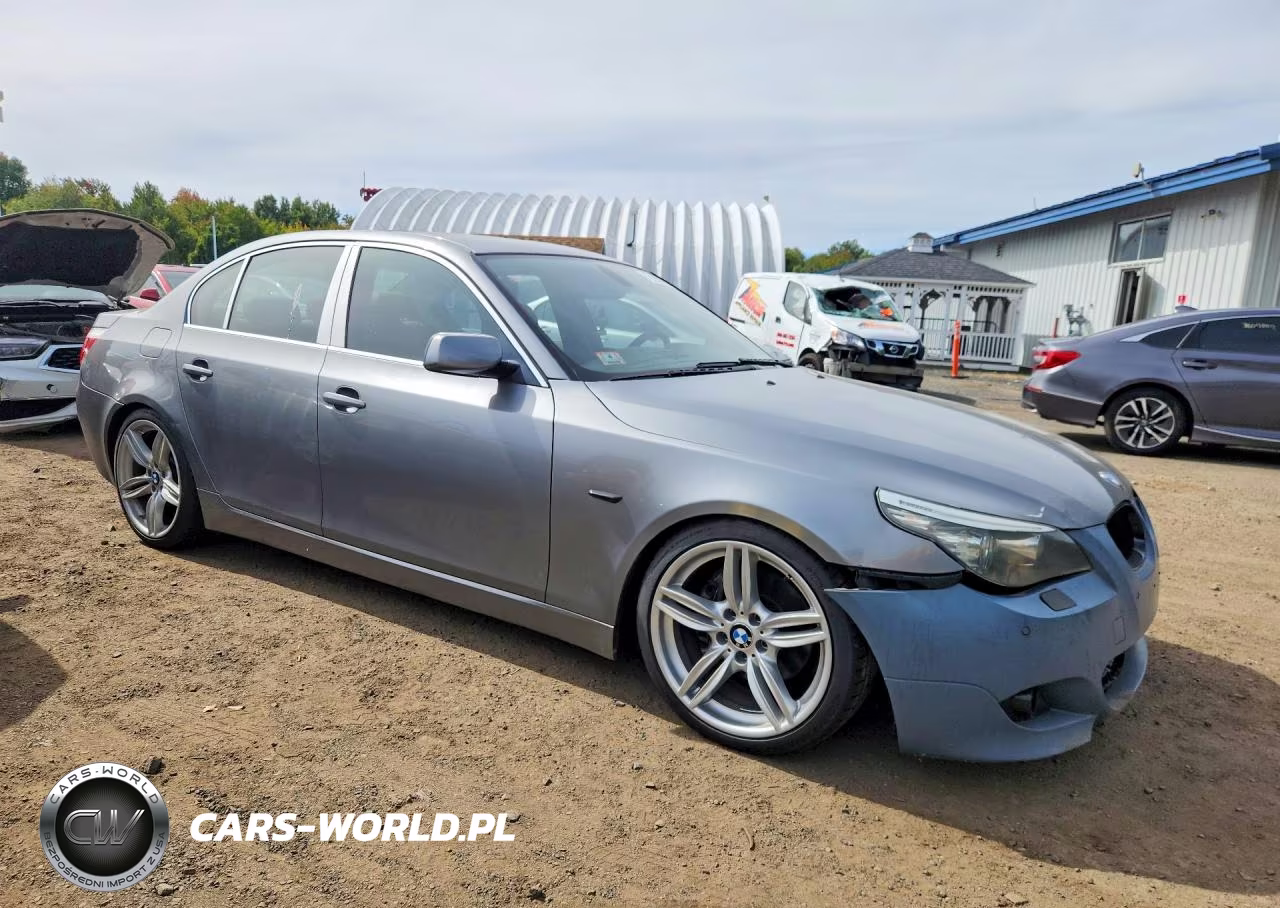 2008 BMW 535 Xi VIN:WBANV93548CZ66202 - 4
