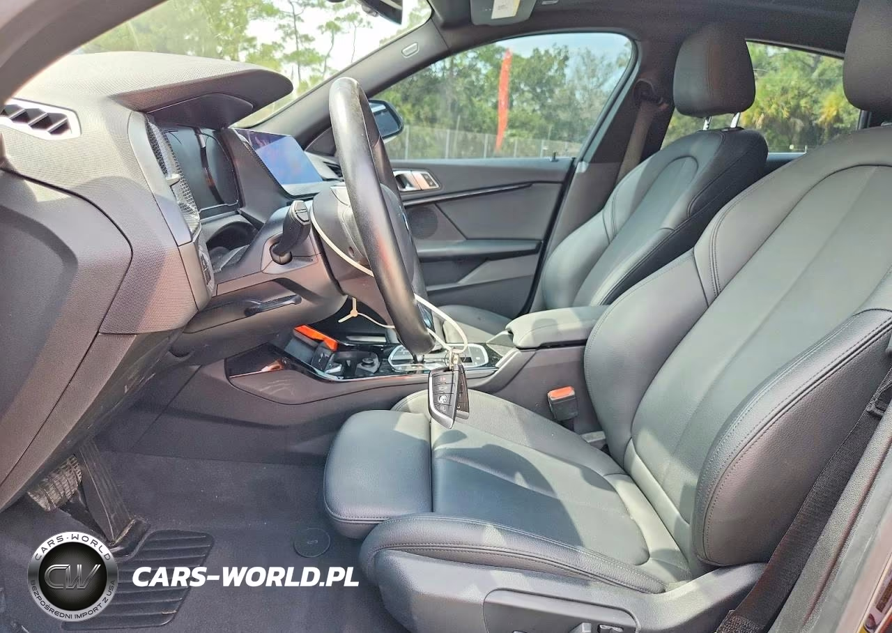 2021 BMW 228Xi VIN:WBA73AK09M7H08558 - 7