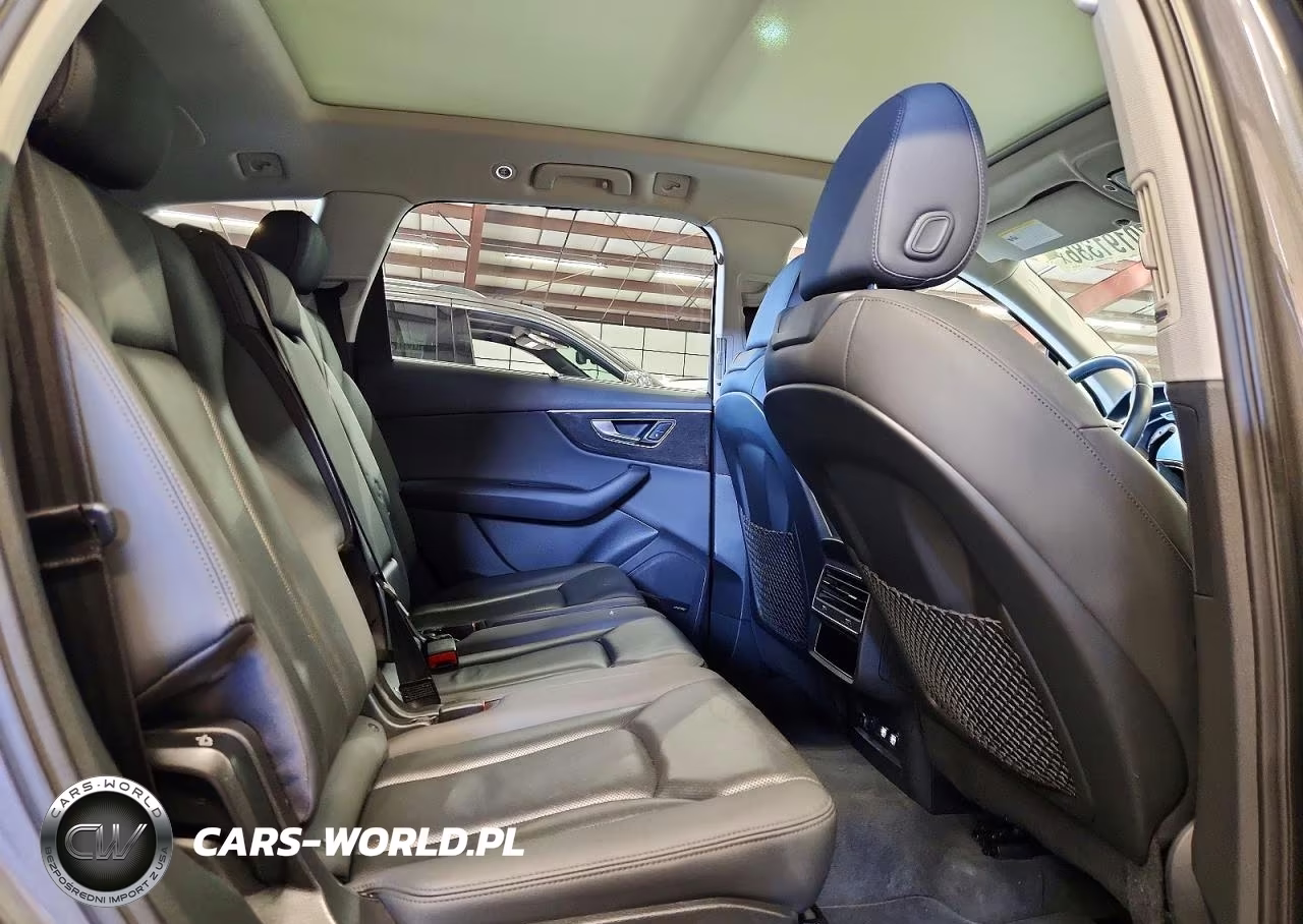 2020 Audi Q7 Premium Plus VIN:WA1LXAF73LD007437 - 11