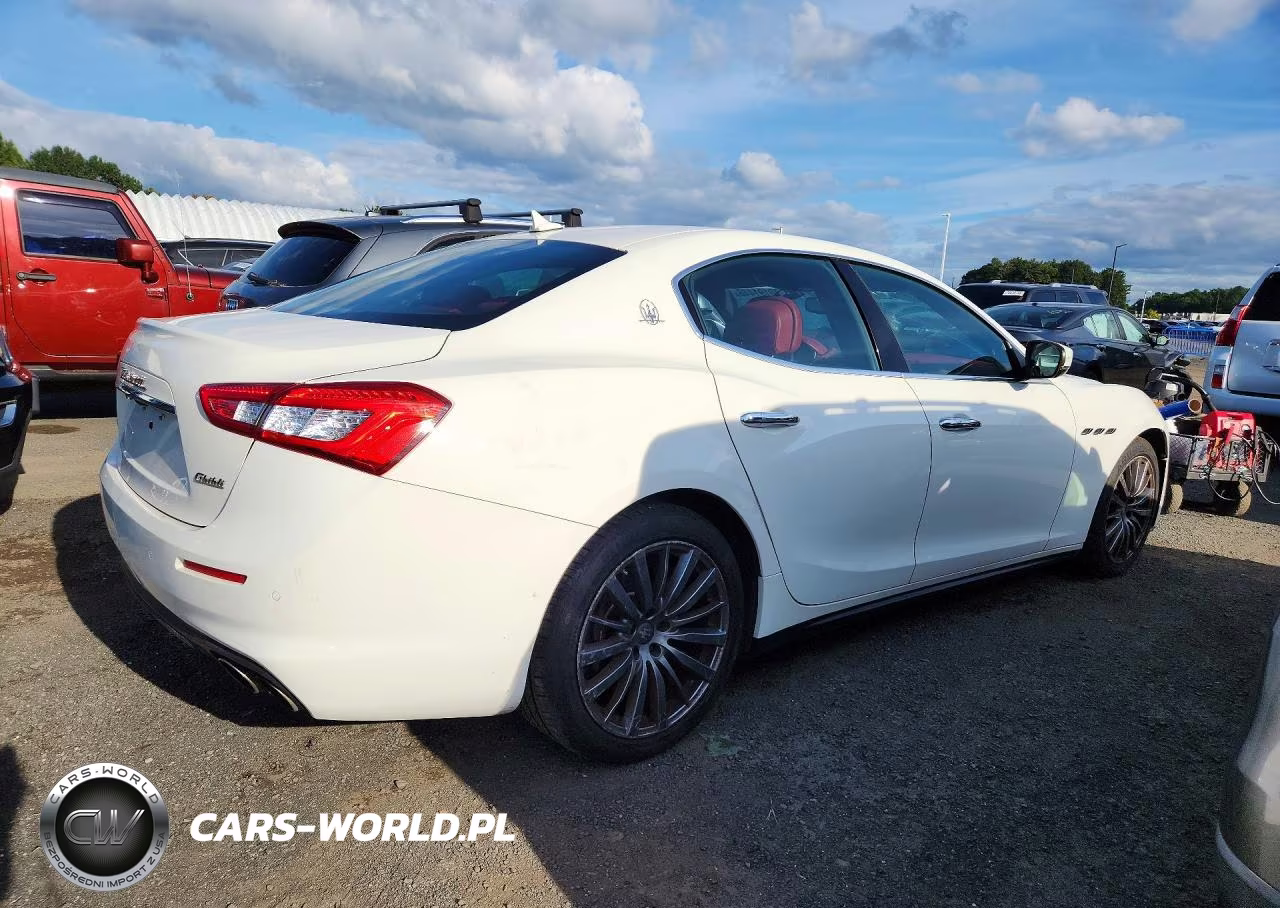 2019 Maserati Ghibli S VIN:ZAM57YTAXK1313327 - 3