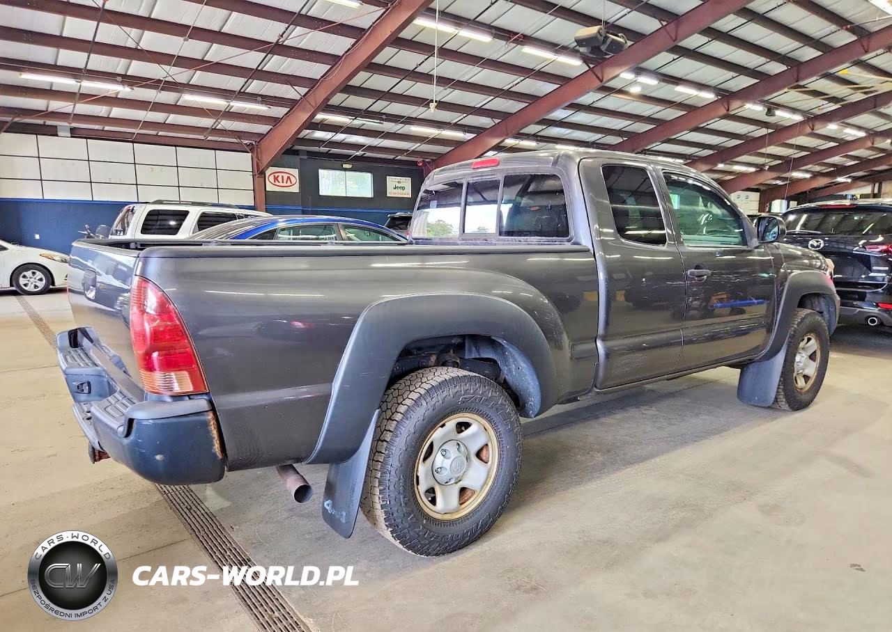 2015 Toyota Tacoma Base VIN:5TFUX4ENXFX039557 - 3