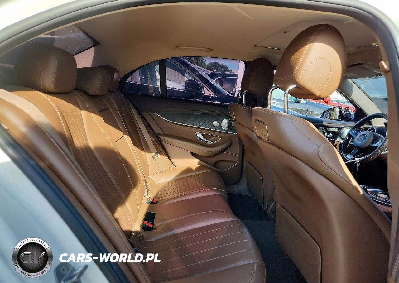2018 Mercedes-Benz E 300 4Matic VIN:WDDZF4KB9JA314209 - 10