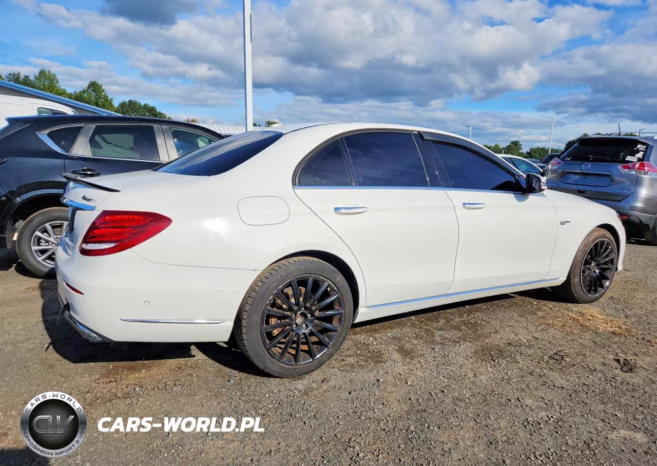2018 Mercedes-Benz E 300 4Matic VIN:WDDZF4KB9JA314209 - 3