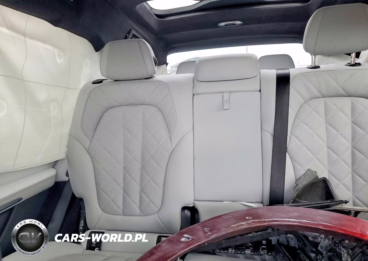 2025 BMW X7 xDrive40I VIN:5UX23EM00S9X29202 - 10