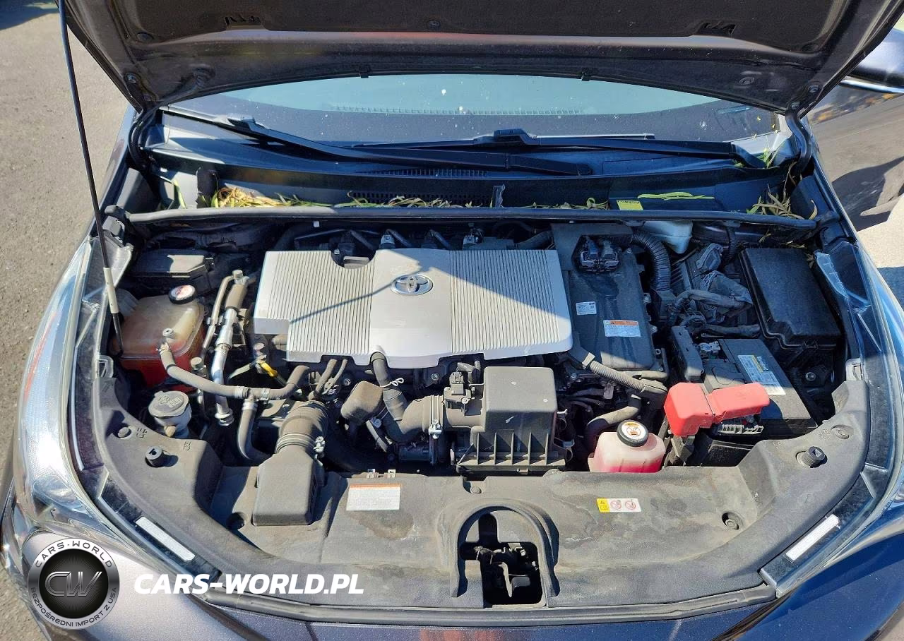 2017 Toyota Prius Two VIN:JTDKBRFU1H3568687 - 11
